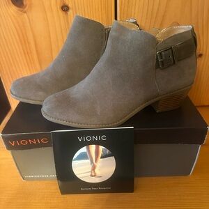 Vionic Joy Millie Women's Ankle Boots in Greige